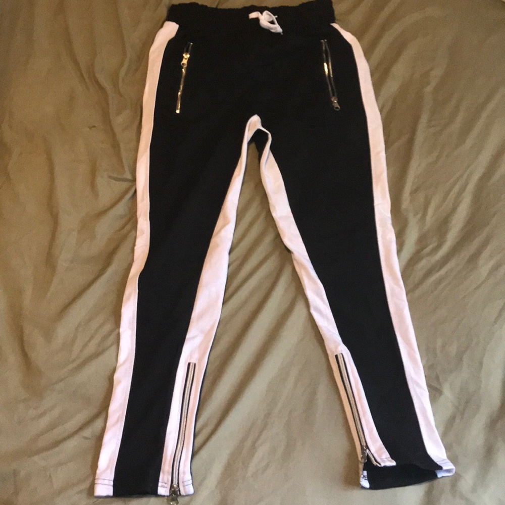 Black & white Chicago style joggers